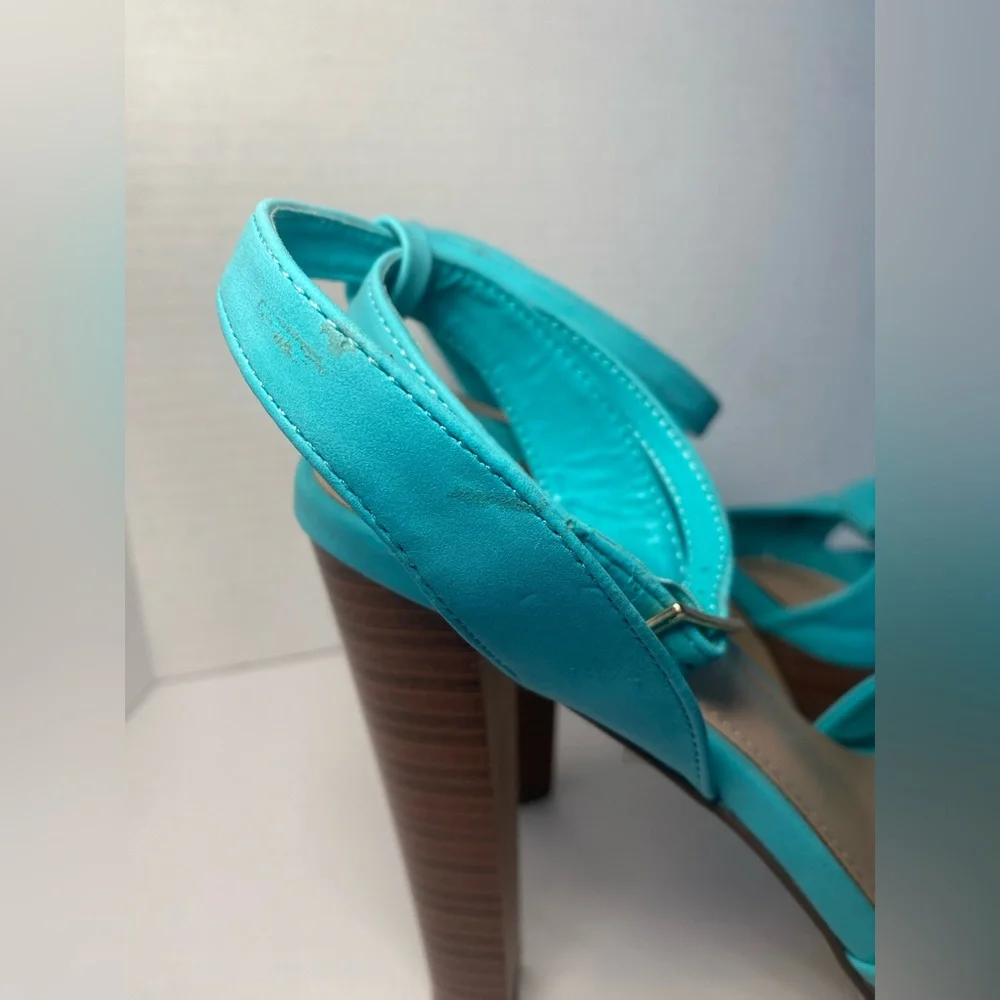 Breckelles peep toe chunky platform sandals heels aqua blue 6.5 - Picture 9 of 9